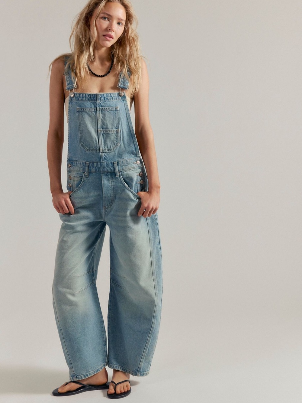 FREE PEOPLE • BARREL OVERALLS